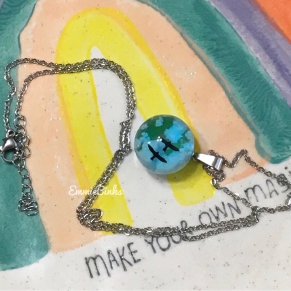 ✨3for$38 New Flying Birds in Sky Dimensional Sphere Pendant Necklace - Picture 5 of 16